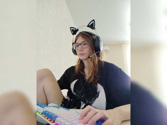 KittyMiracle live cam on BongaCams