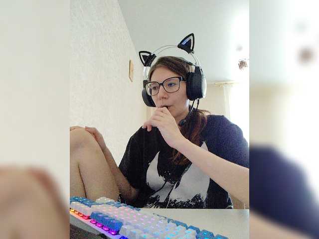 KittyMiracle live cam on BongaCams