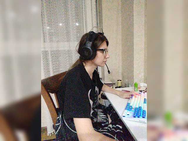 KittyMiracle live cam on BongaCams