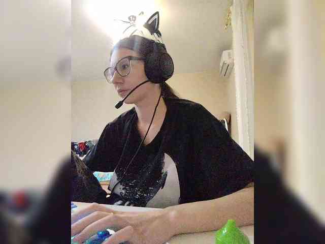 KittyMiracle webcam
