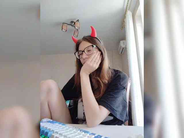 KittyMiracle webcam