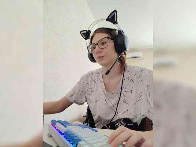 KittyMiracle webcam