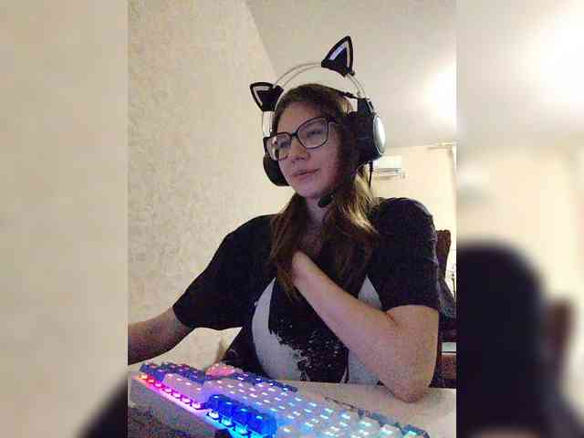 KittyMiracle webcam