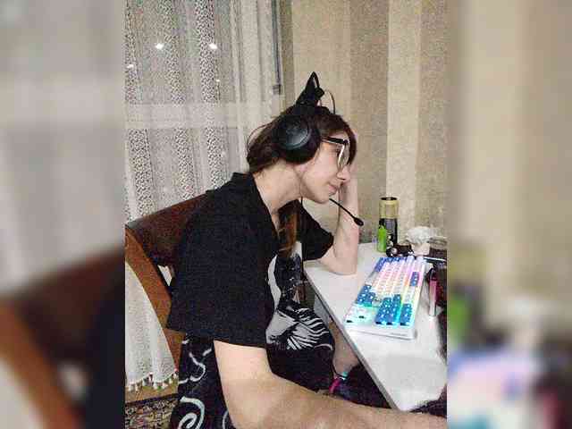 KittyMiracle webcam