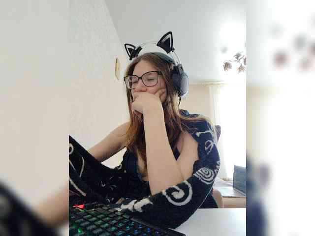 KittyMiracle webcam