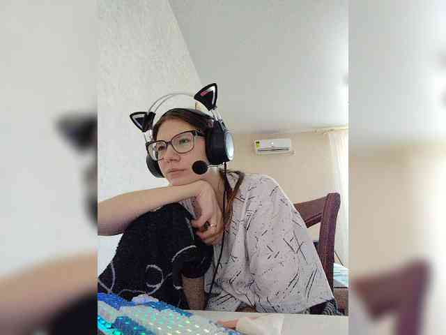 KittyMiracle webcam