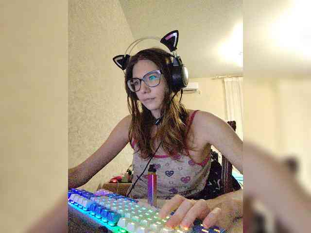 KittyMiracle webcam