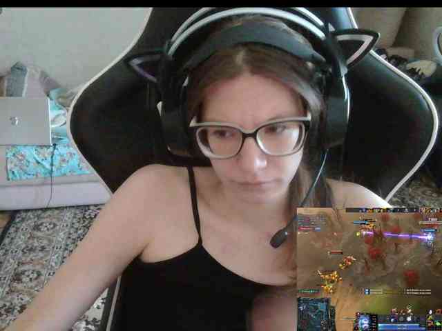 KittyMiracle Live Webcam on BongaCams