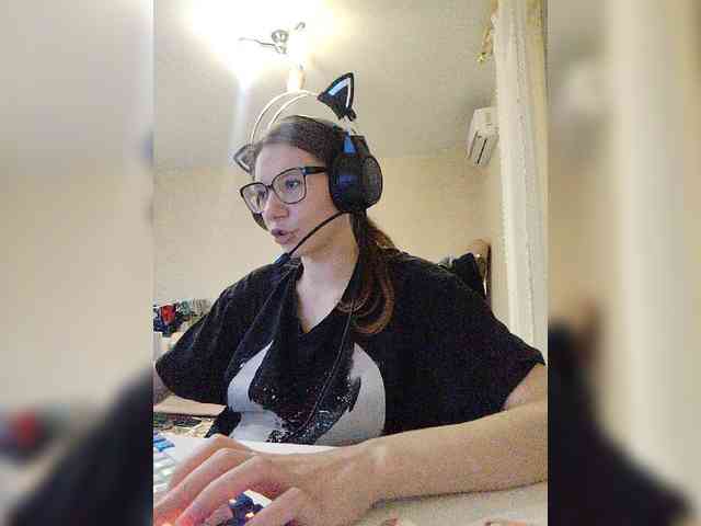 KittyMiracle webcam