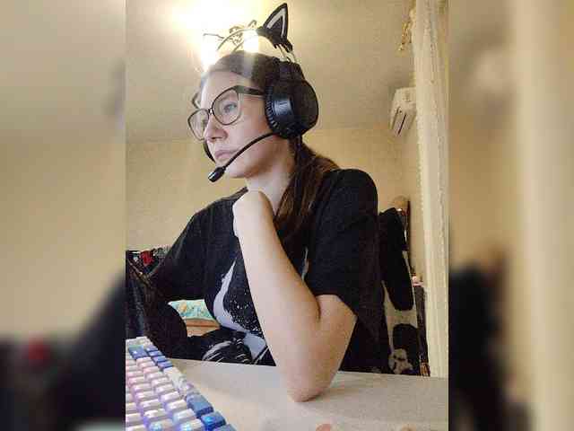 KittyMiracle webcam