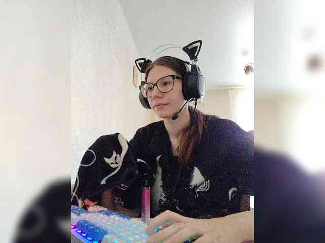 KittyMiracle webcam