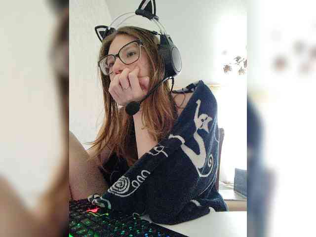 KittyMiracle webcam