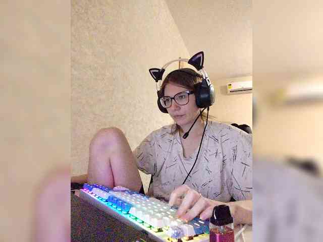 KittyMiracle webcam