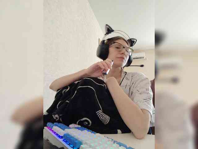 KittyMiracle webcam