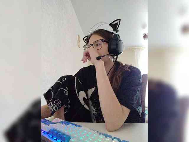 KittyMiracle webcam