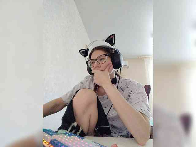 KittyMiracle webcam