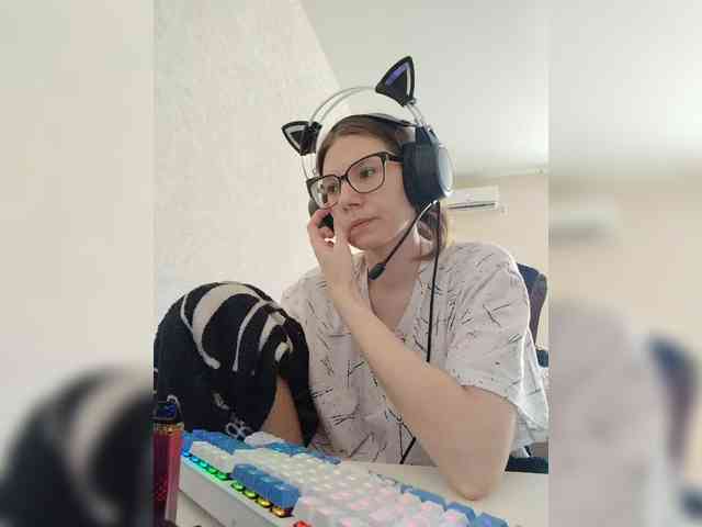 KittyMiracle webcam