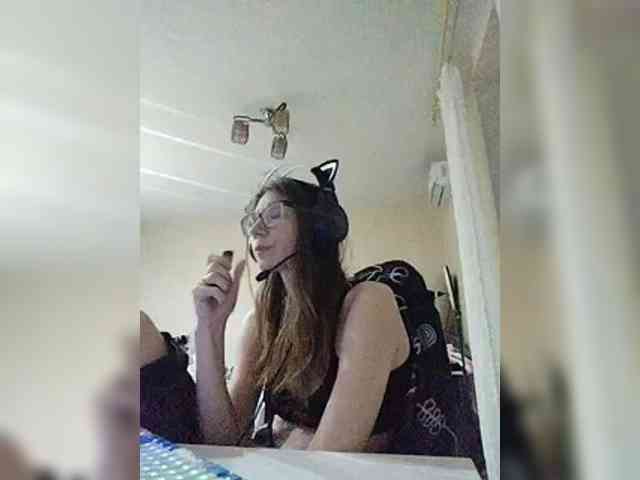 KittyMiracle webcam