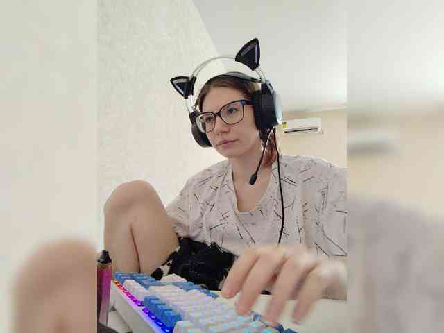 KittyMiracle webcam