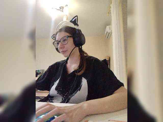 KittyMiracle webcam