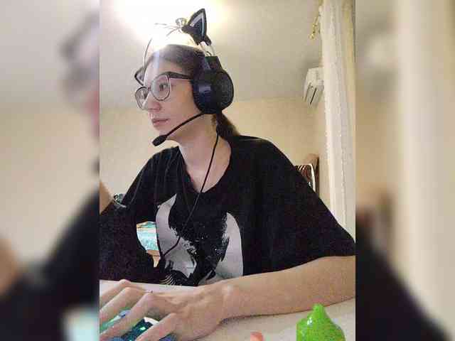 KittyMiracle webcam