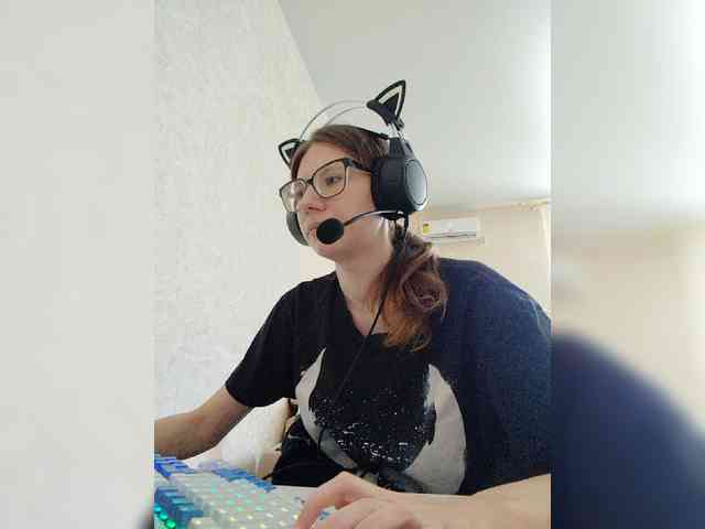 KittyMiracle webcam