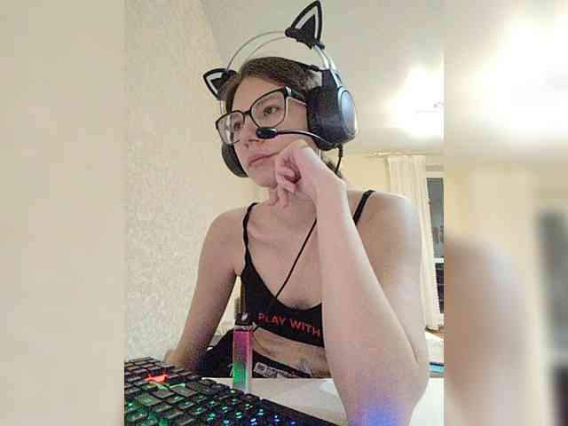 KittyMiracle webcam