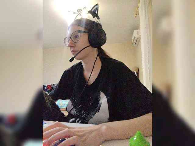 KittyMiracle webcam