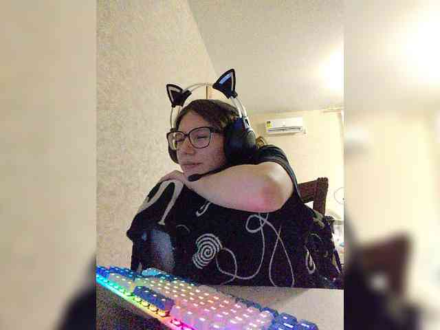 KittyMiracle webcam