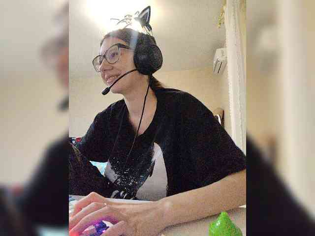 KittyMiracle webcam
