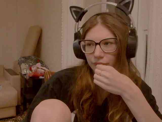 Вебкам-шоу KittyMiracle