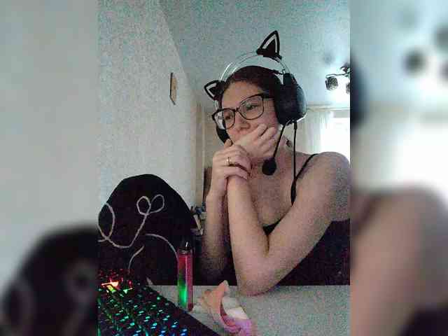 KittyMiracle webcam
