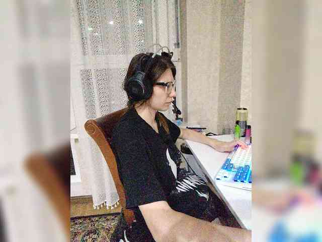 KittyMiracle webcam