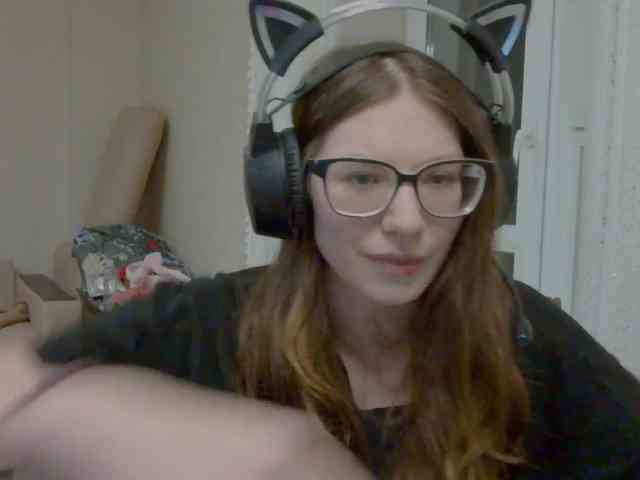 KittyMiracle's webcam live show