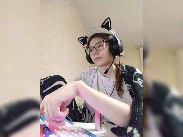 KittyMiracle Live Webcam on BongaCams