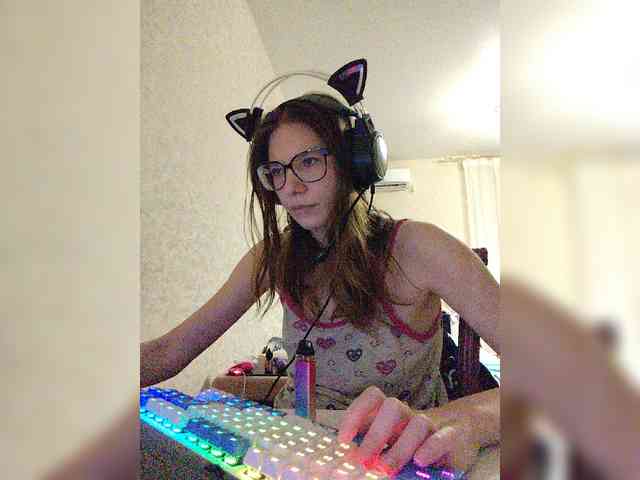 KittyMiracle webcam