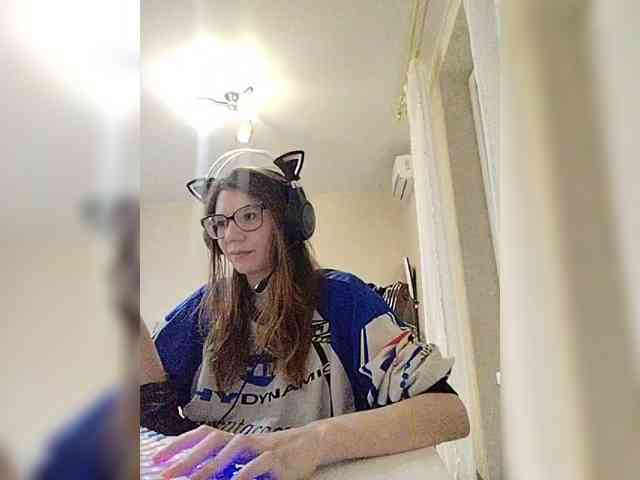 KittyMiracle webcam