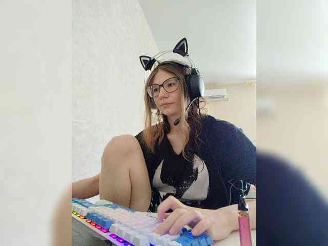 KittyMiracle webcam