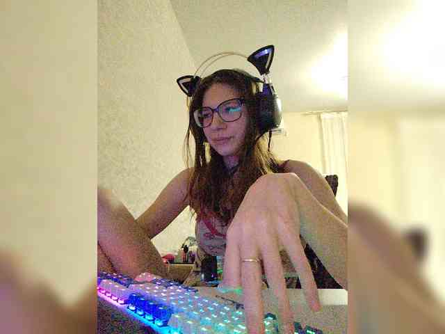KittyMiracle webcam