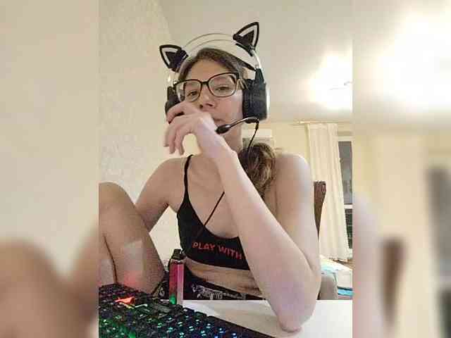 KittyMiracle webcam