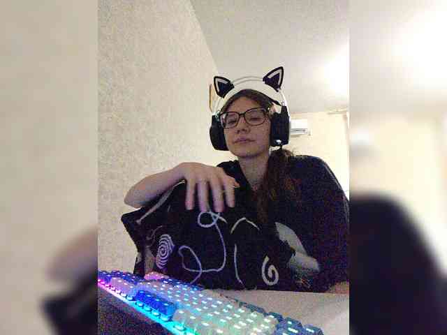 KittyMiracle webcam