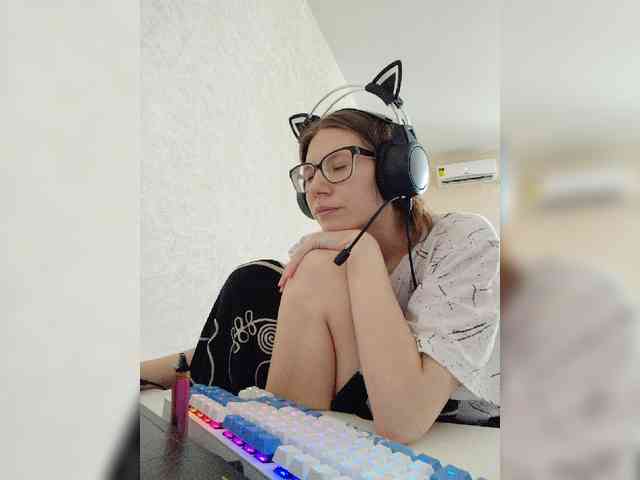 KittyMiracle webcam