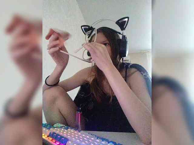 KittyMiracle webcam