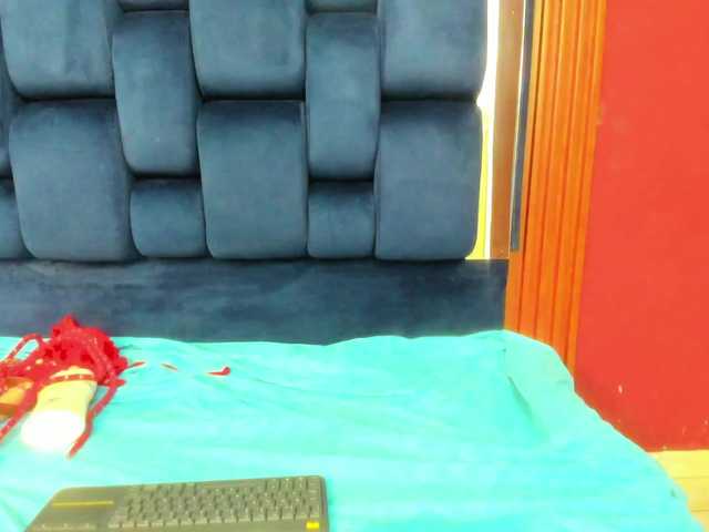 Jisooluv's BongaCams show and profile