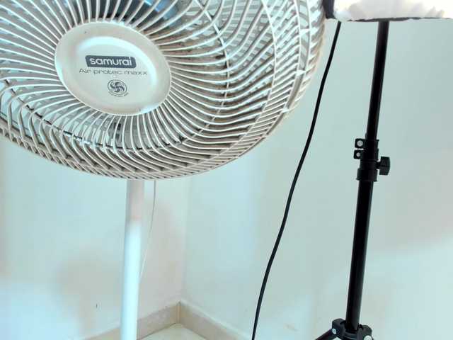 Jisooluv live cam on BongaCams