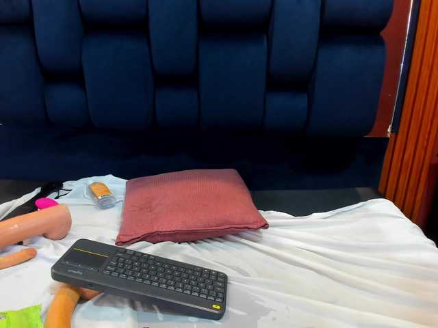 Jisooluv live cam on BongaCams