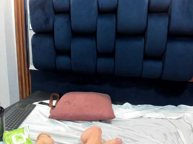 Jisooluv live cam on BongaCams