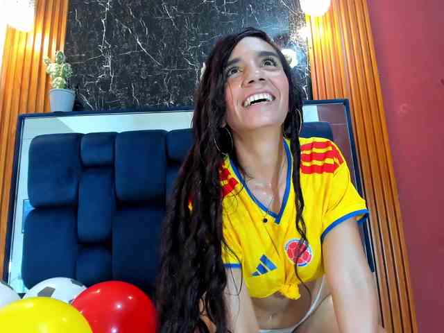 Jisooluv Live Webcam on BongaCams