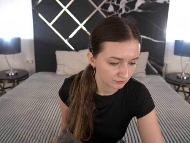 CyrenaLuxe live cam on BongaCams