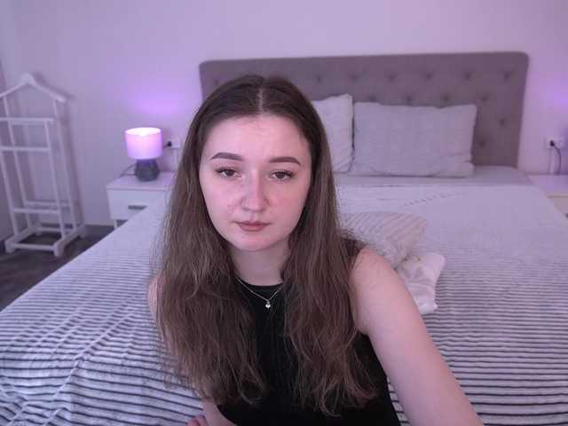 CyrenaLuxe live cam on BongaCams